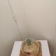 Plateau a fromage carre avec cloche bombee