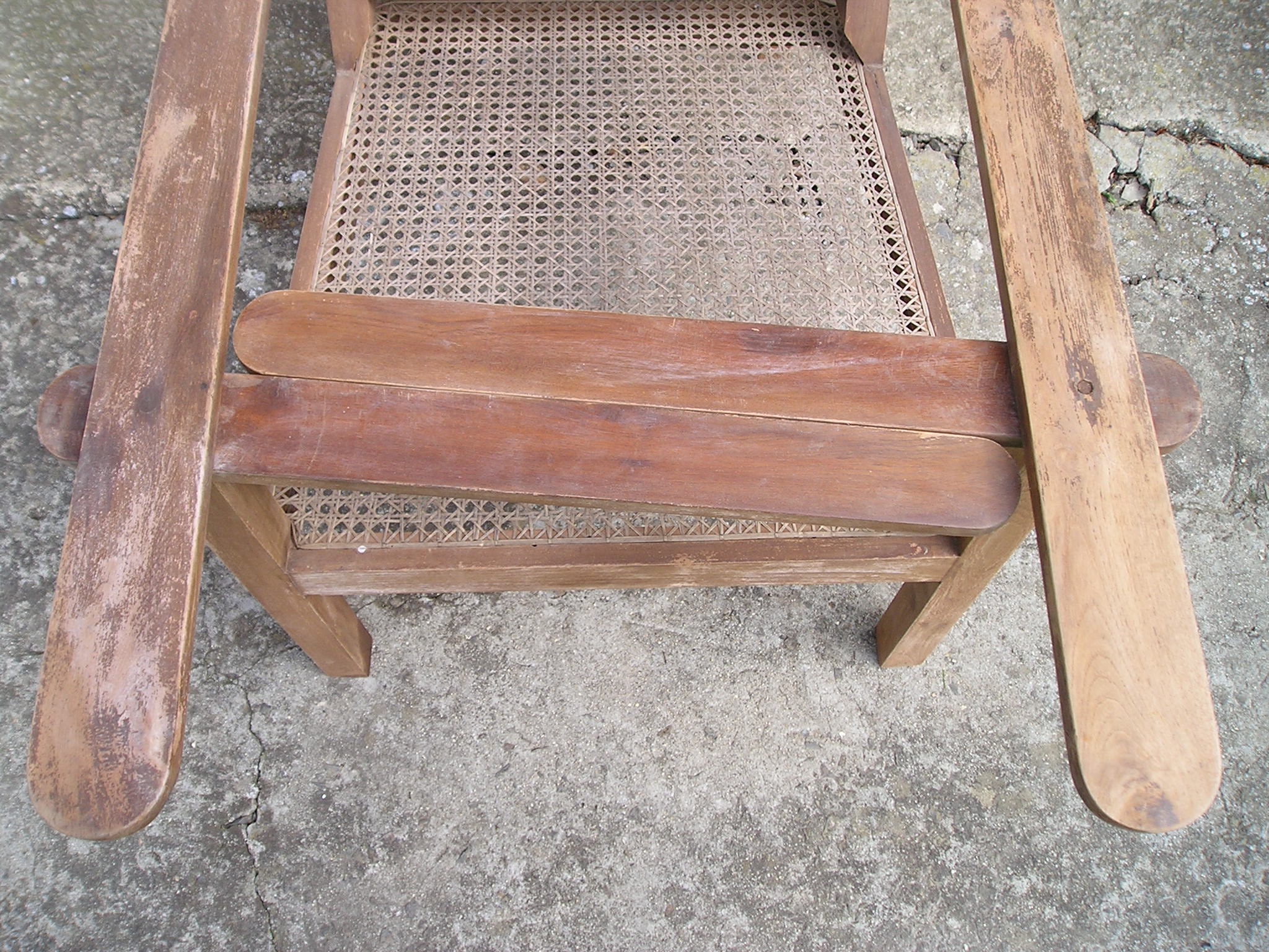 Colonial-style canna chair