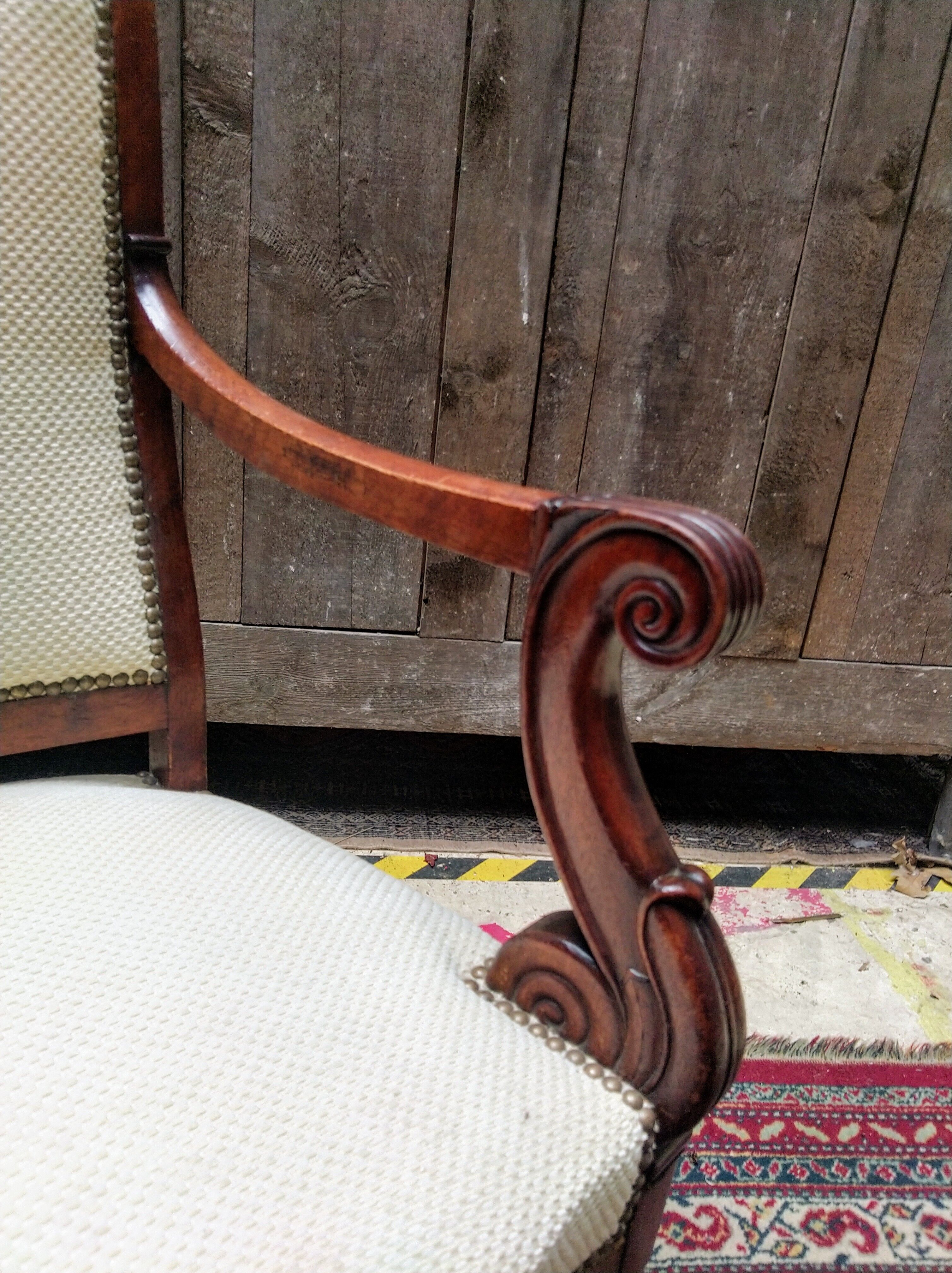 Paire de fauteuils en acajou d'époque Restauration estampillés Guinard