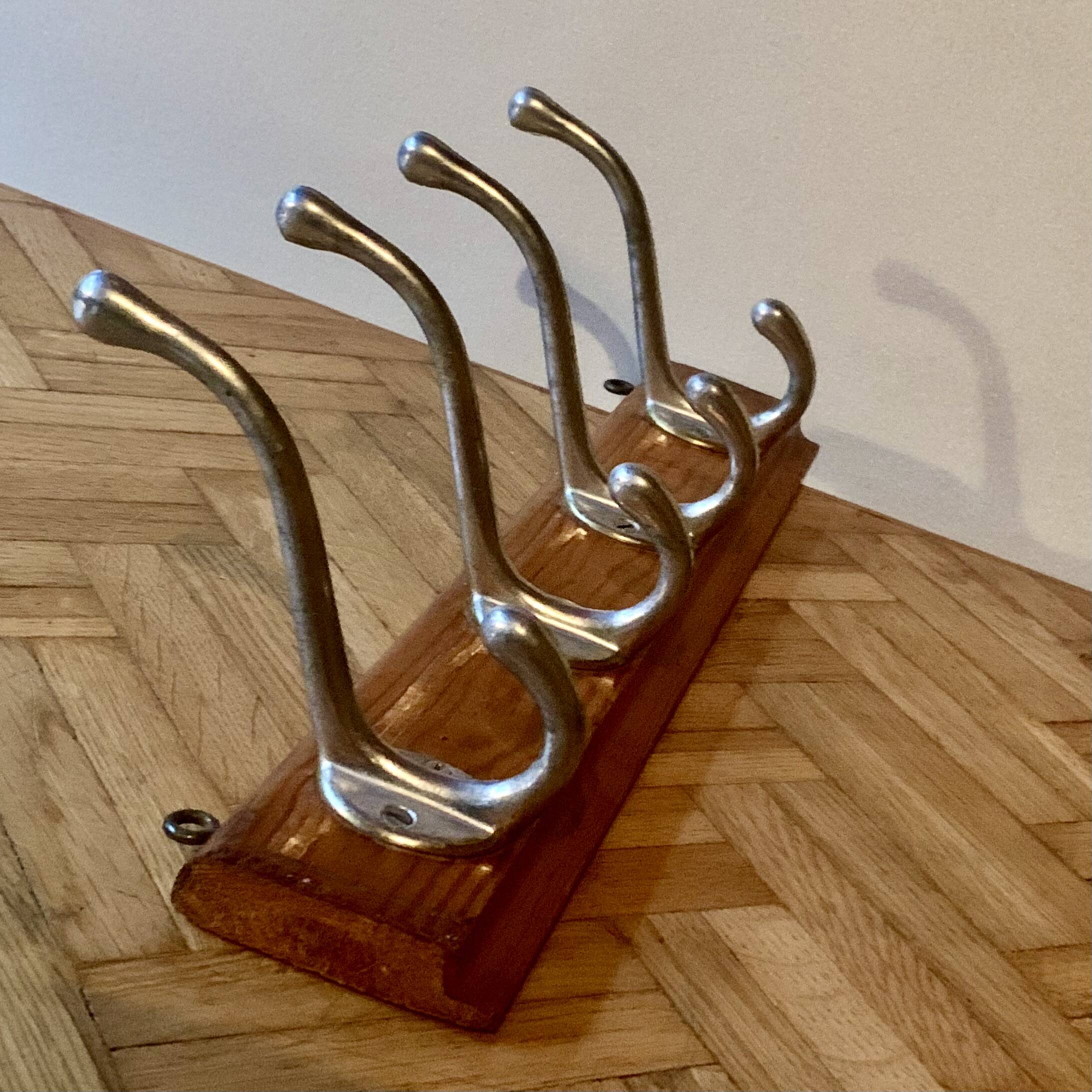 Vintage wooden wall coat rack - 4 hooks.