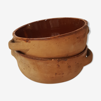 Glazed terracotta bowl duo