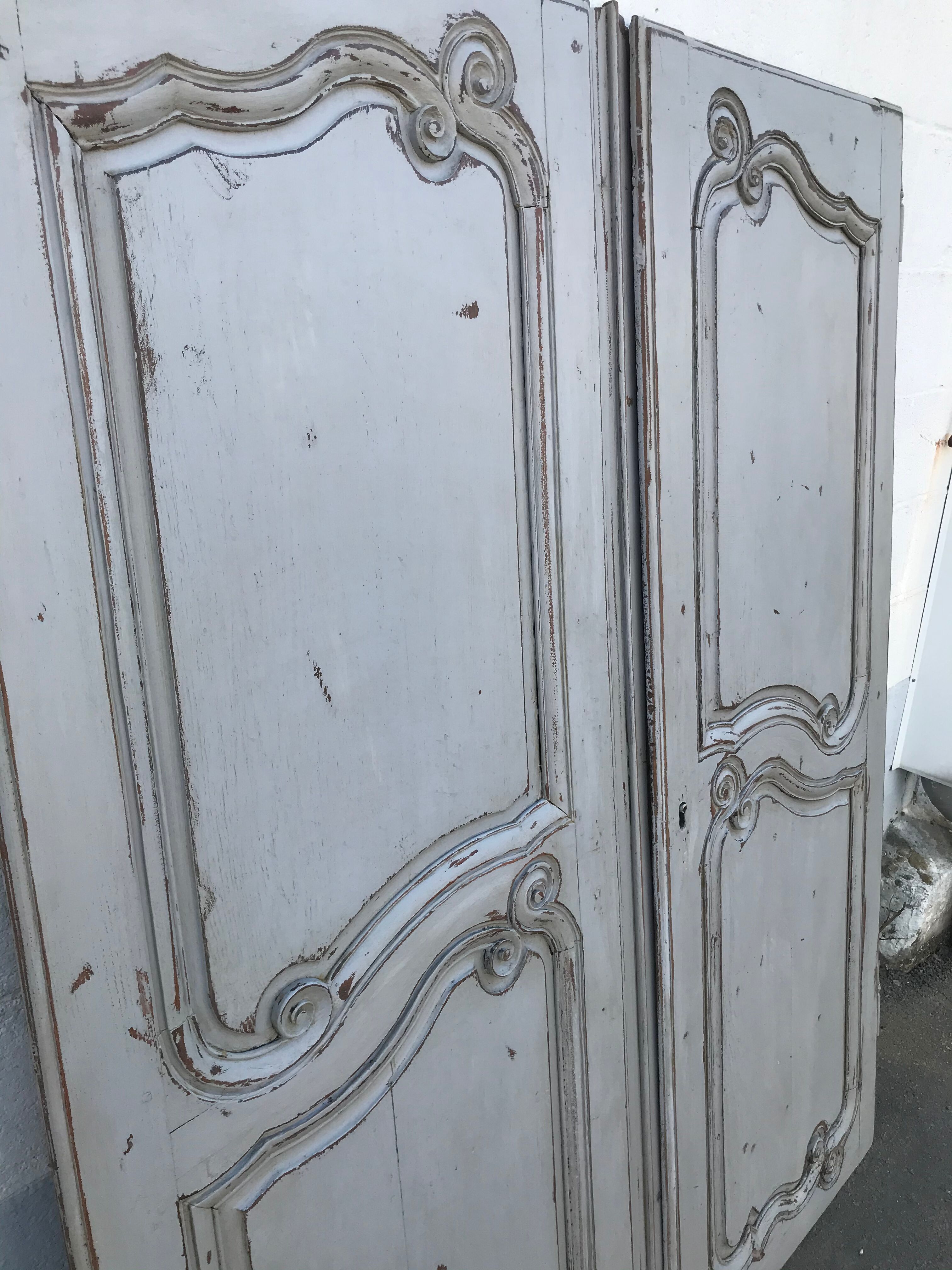 Former double 18th century oak closet door