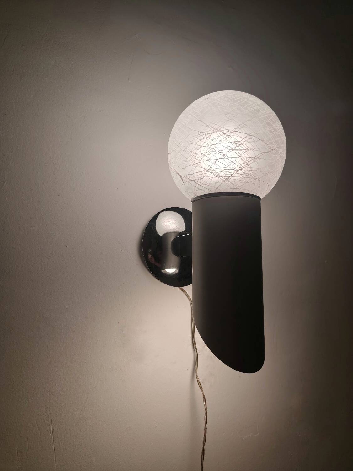 Aplique de pared. España, 1970s.