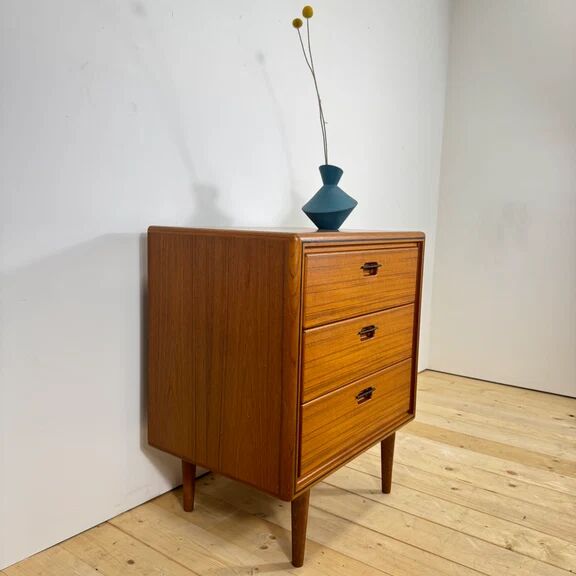 Petite commode en teck à trois tiroirs, Danemark 1960
