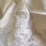 Nappe japonisante en fil de lin blanc