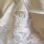 Japanese coat of white linen yarn