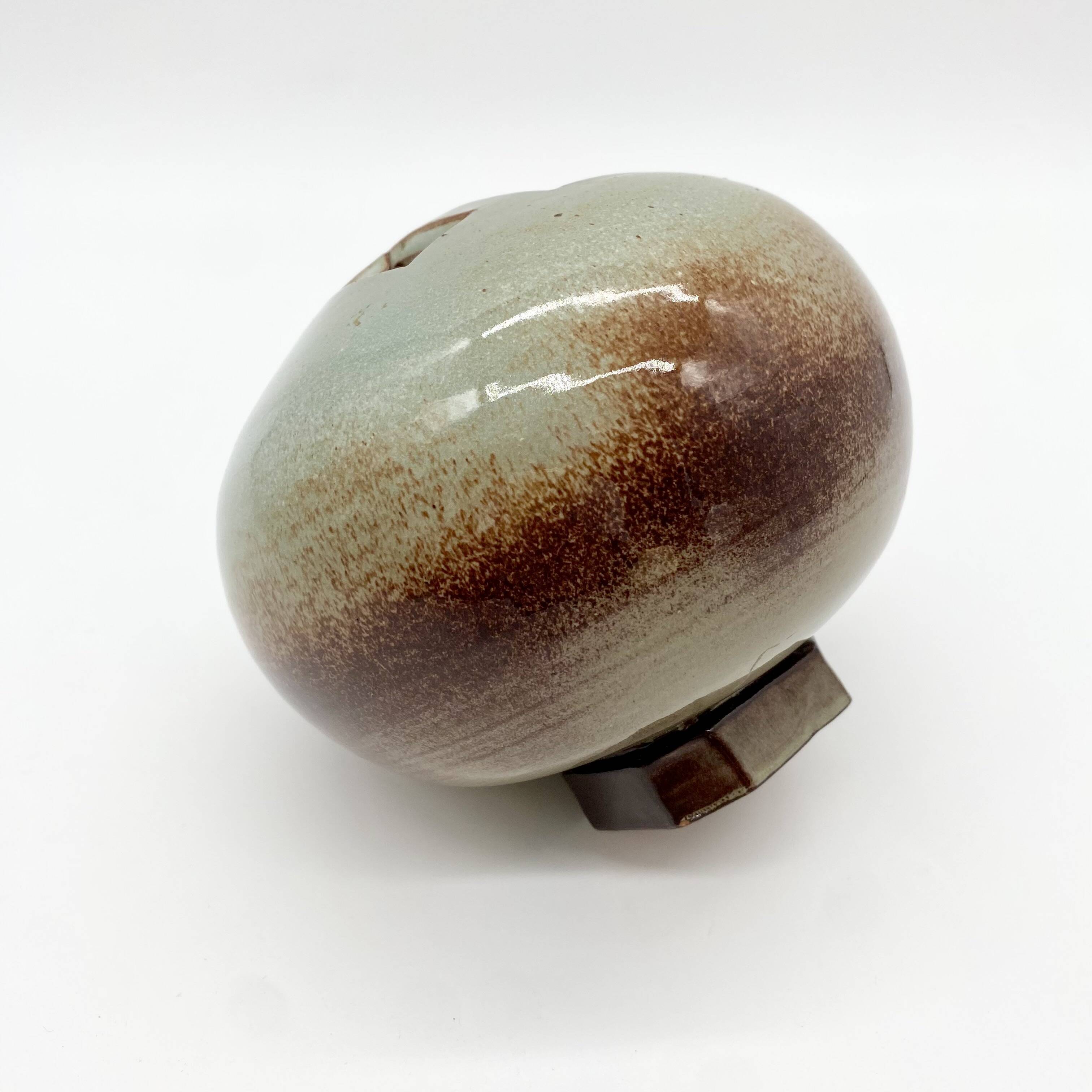Vase « boule » en grès émaillé, 1970s