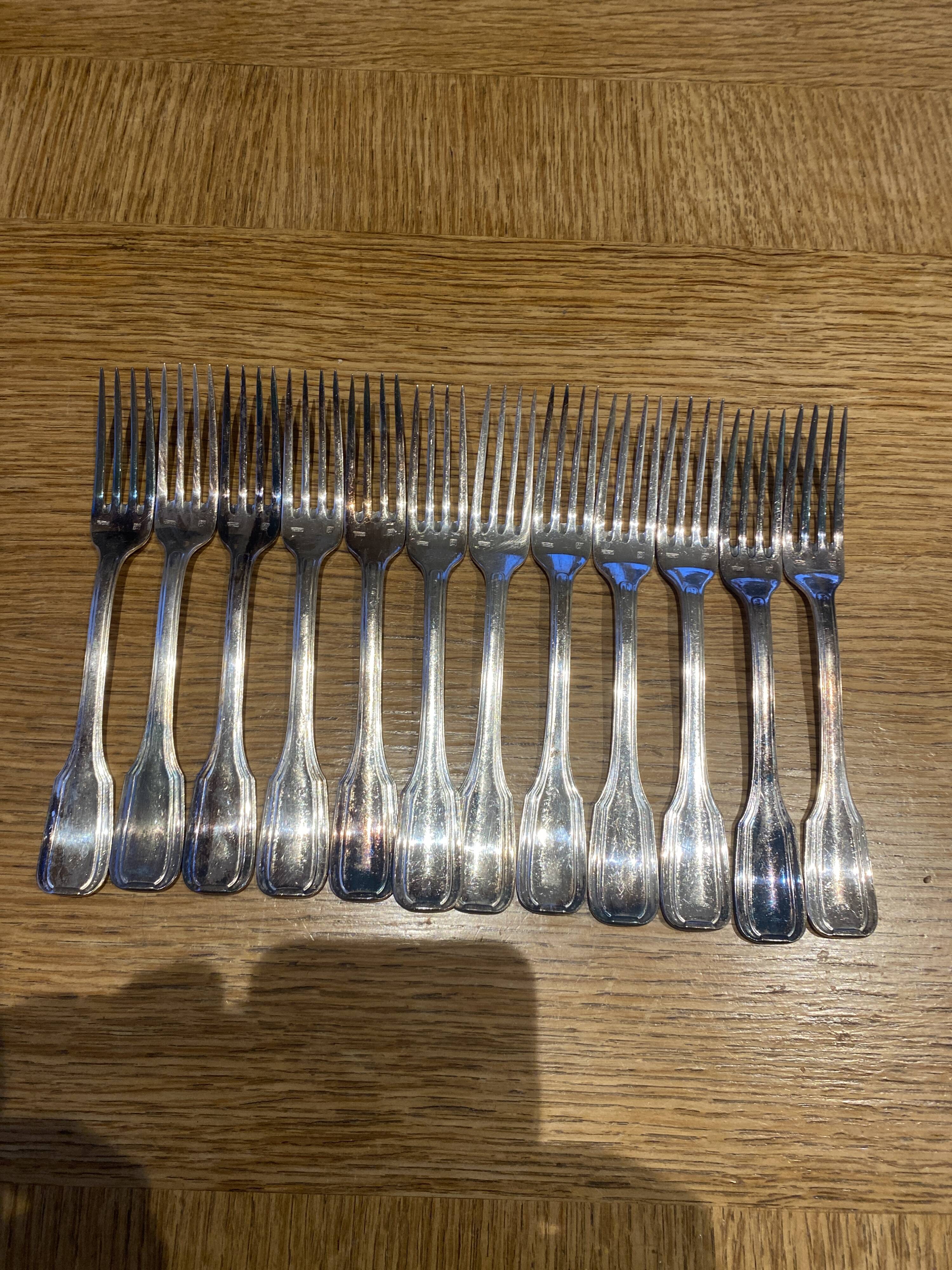 12 silver-plated dessert forks
