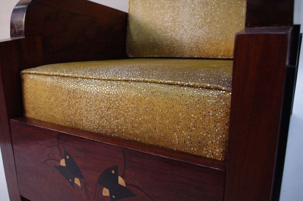 Paire de fauteuils Art Déco garniture style galuchat, circa 1930