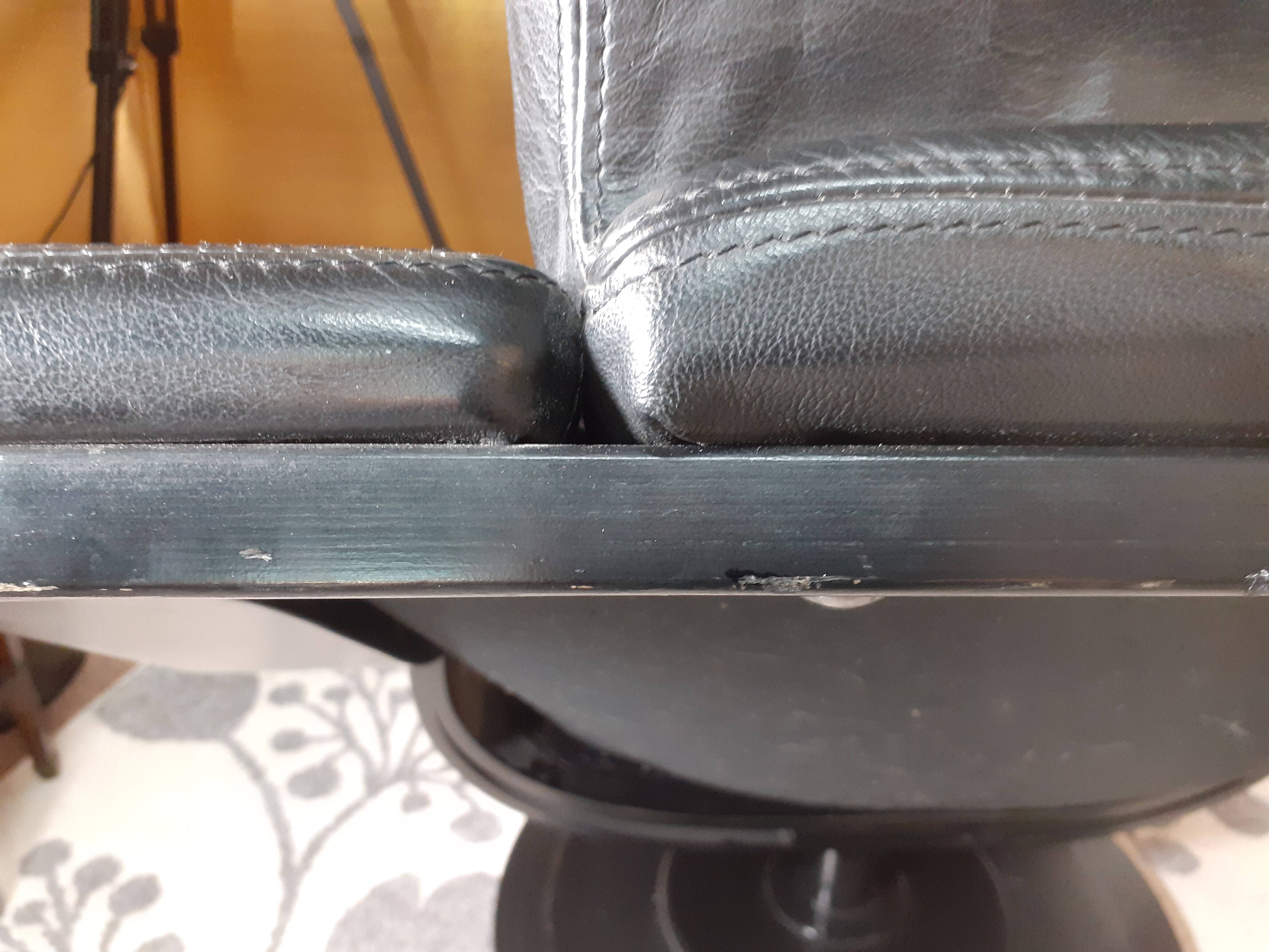 Swivel leather chair