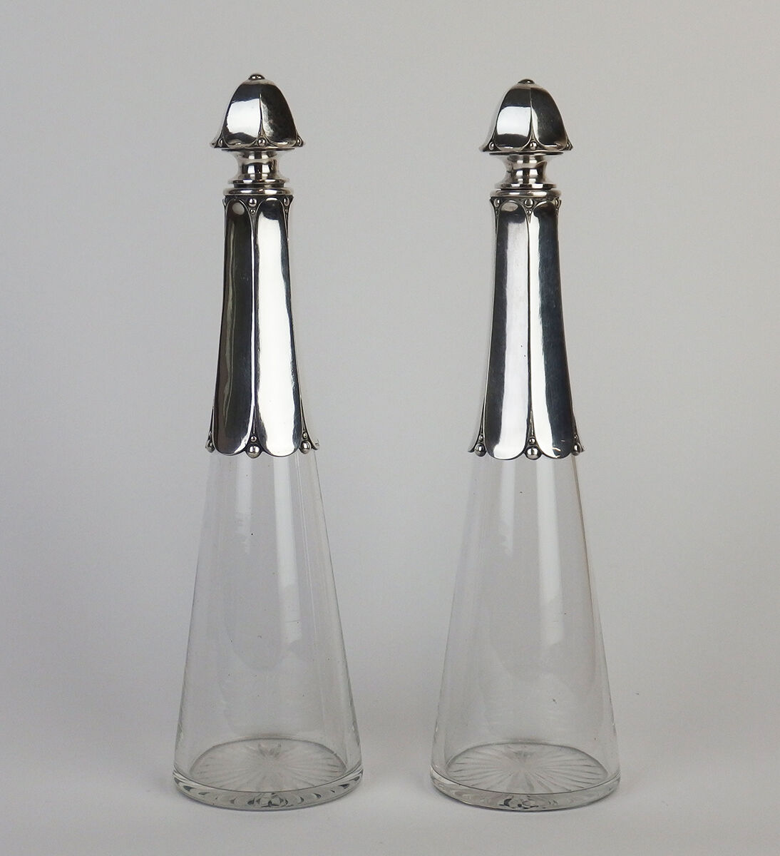 Pair of Art Deco decanters Gallia Cristofle