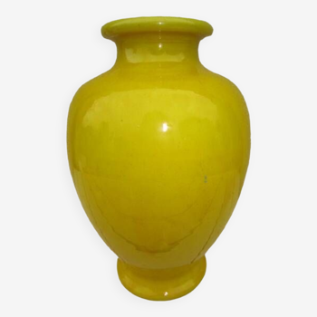 Vase jaune en ceramique  vernisee japon 1960