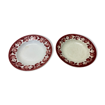 Set of 2 old plates Saint Amand