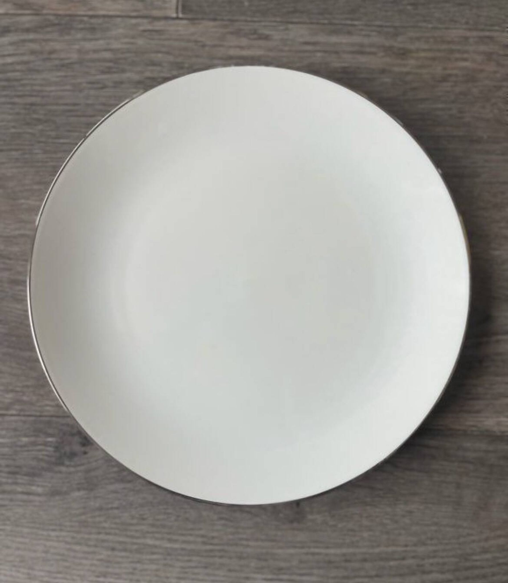 6 assiettes à dessert en porcelaine blanche liseré argent – Seltm