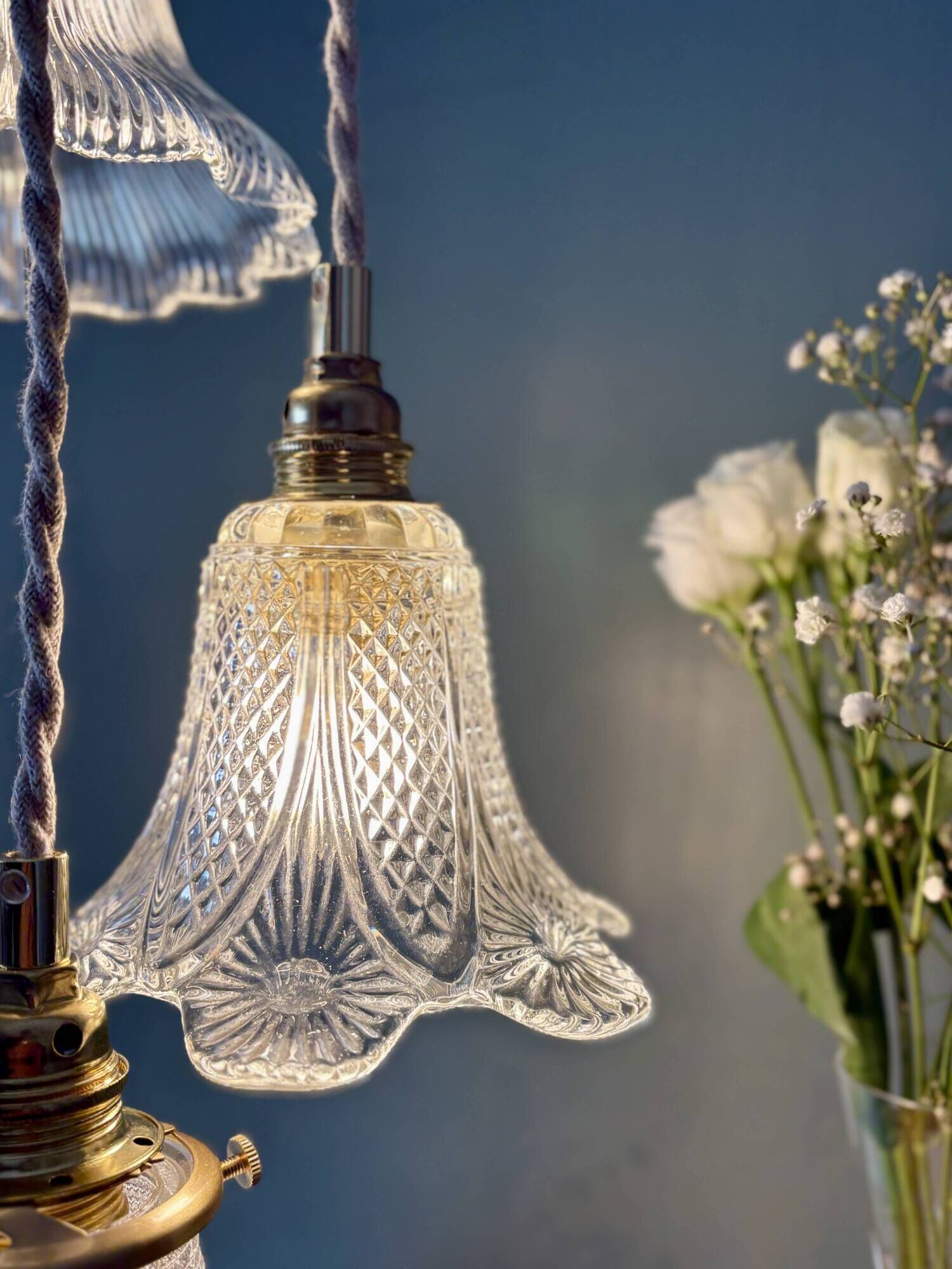 Vintage triple tulip pendant light in chiseled glass and holophane