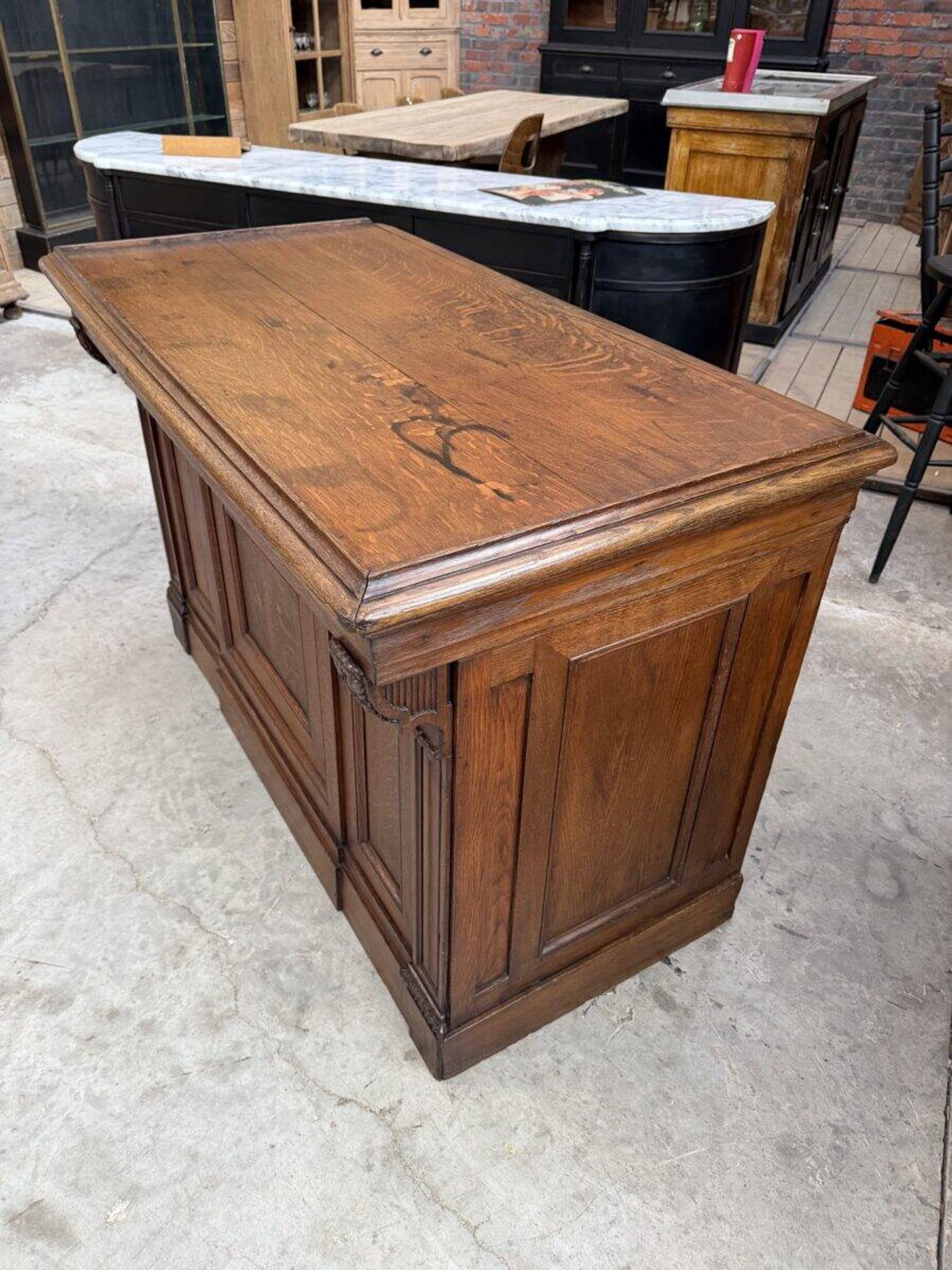 Oak shop counter from the early 20th century.