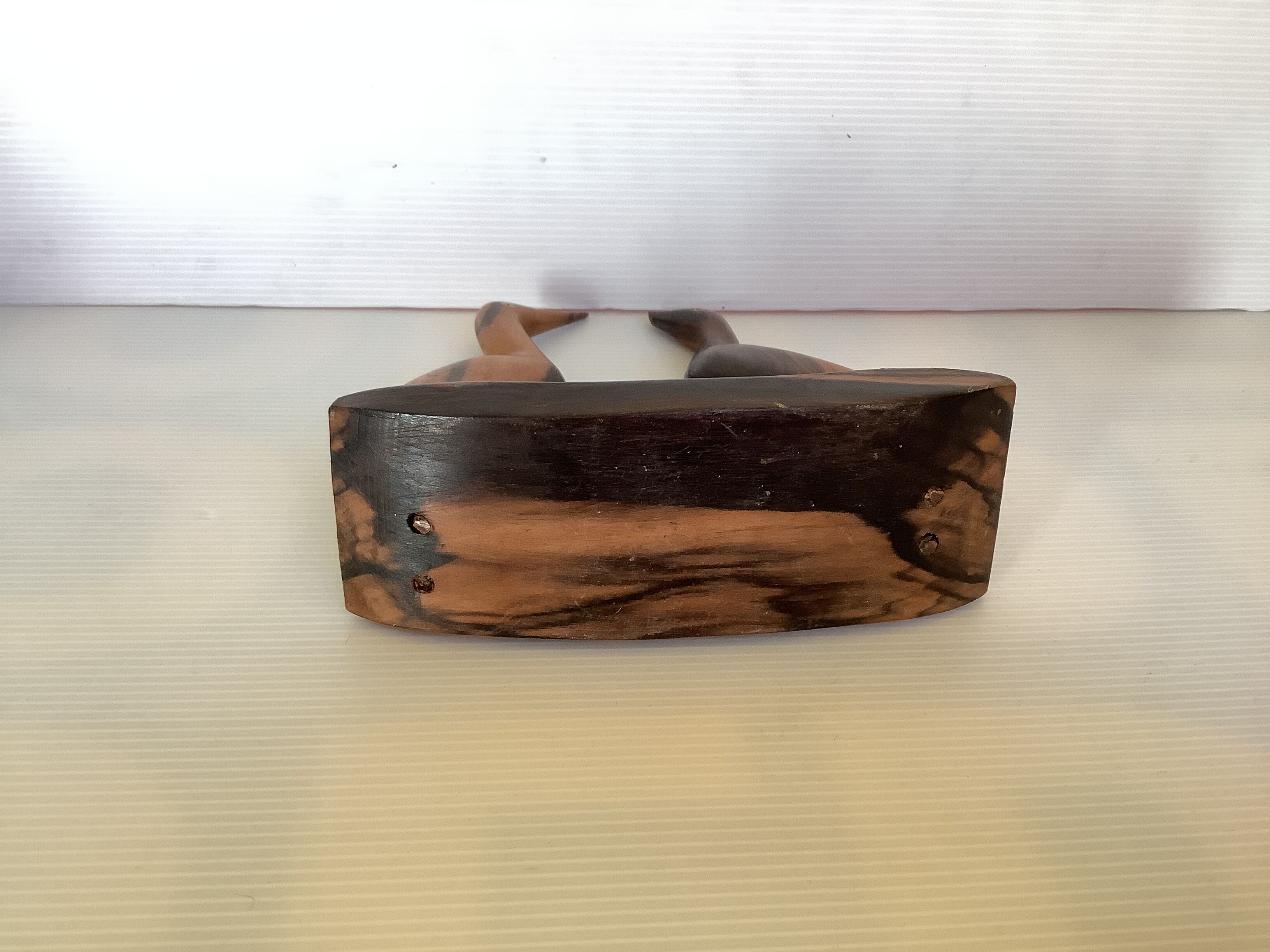 Empty ashtray wooden bird pocket