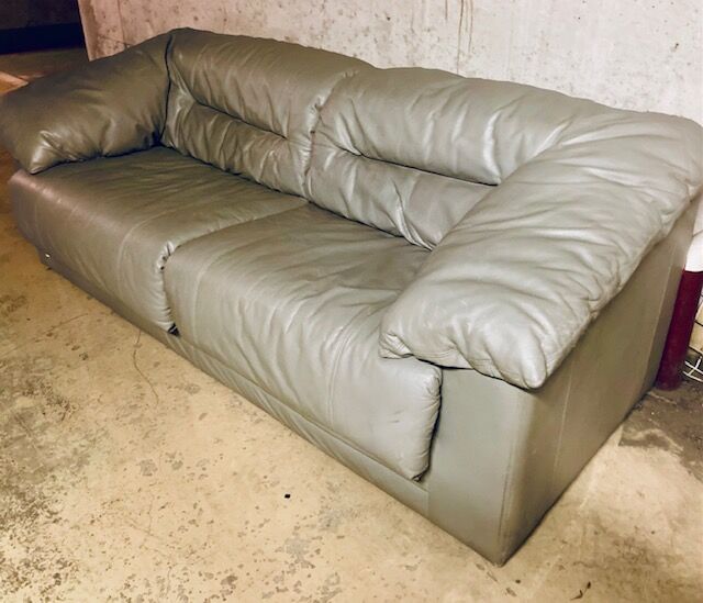 Canapé et fauteuils Pierre Cardin
