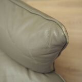 Leather swivel armchair, Italian design, 1990s, manufacture: Natuzzi