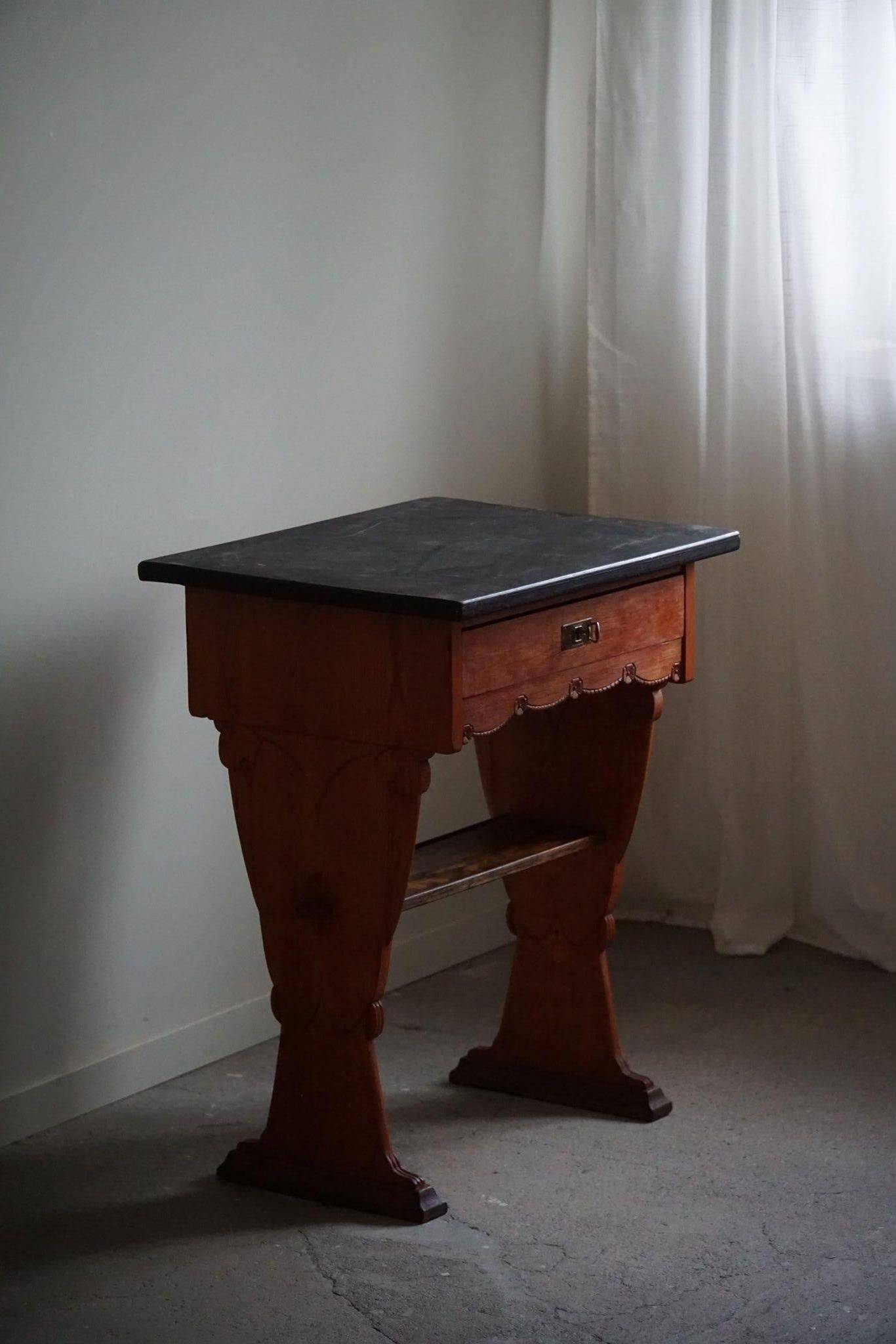 Swedish Gustavian 19th-century bureau / side table, handcrafted and antique