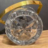 Bucket to refresh, ice bucket in cut crystal and gilded metal
