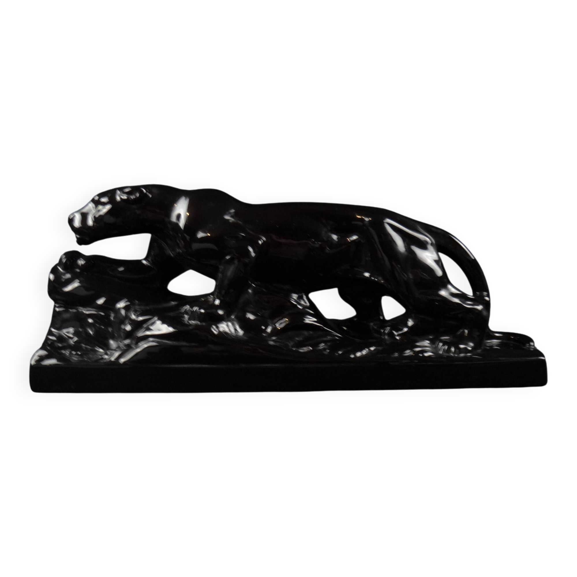 Black ceramic hunting panther from the Art Deco period, circa 1930