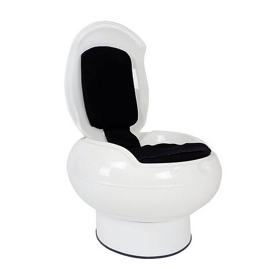 white lacquered "Egg" Lounge Chair