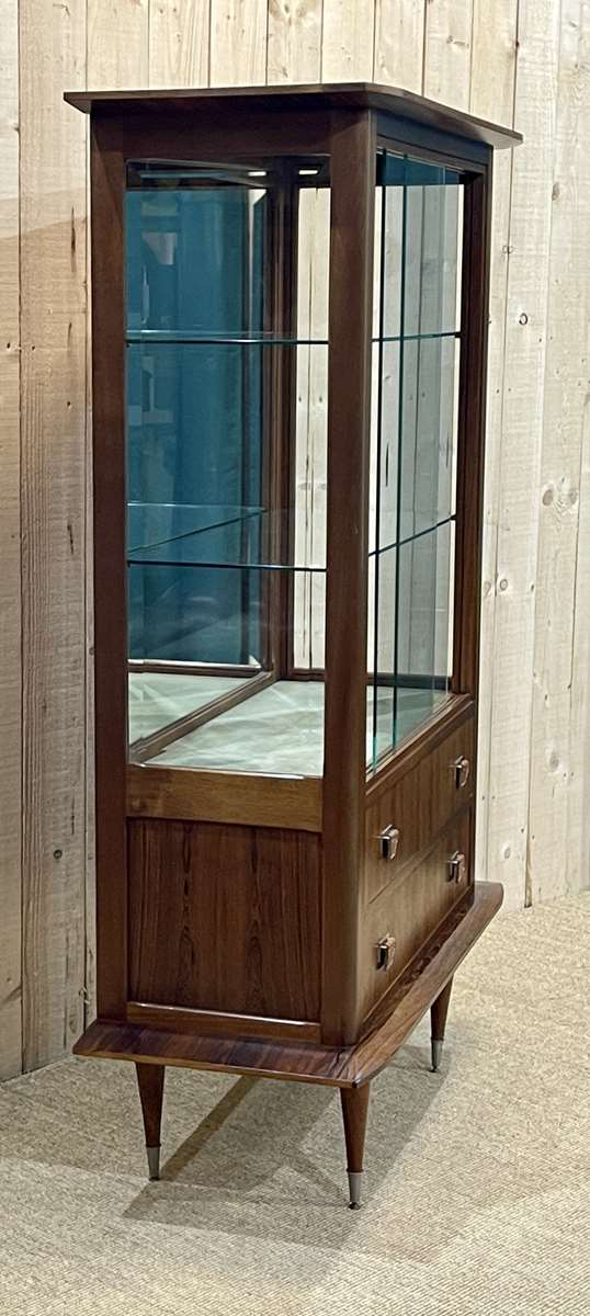 60s showcase in rosewood, mahogany and leather handles