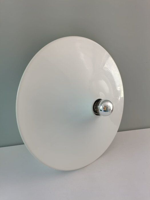 "Disco" lamp designed by Gianluigi Gorgoni for Stilnovo 1970