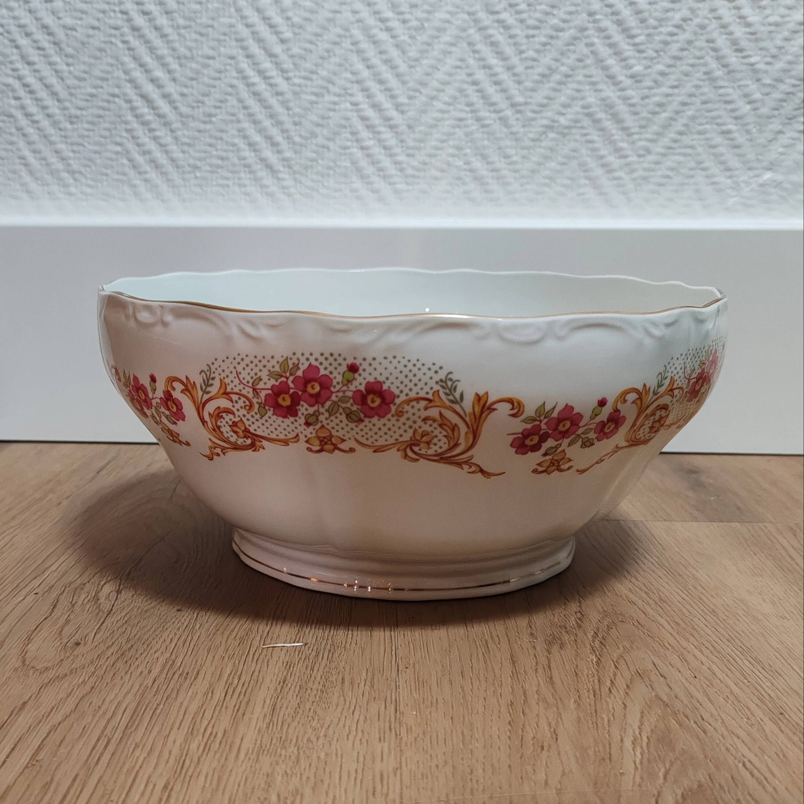 Porcelain salad bowl Digoin