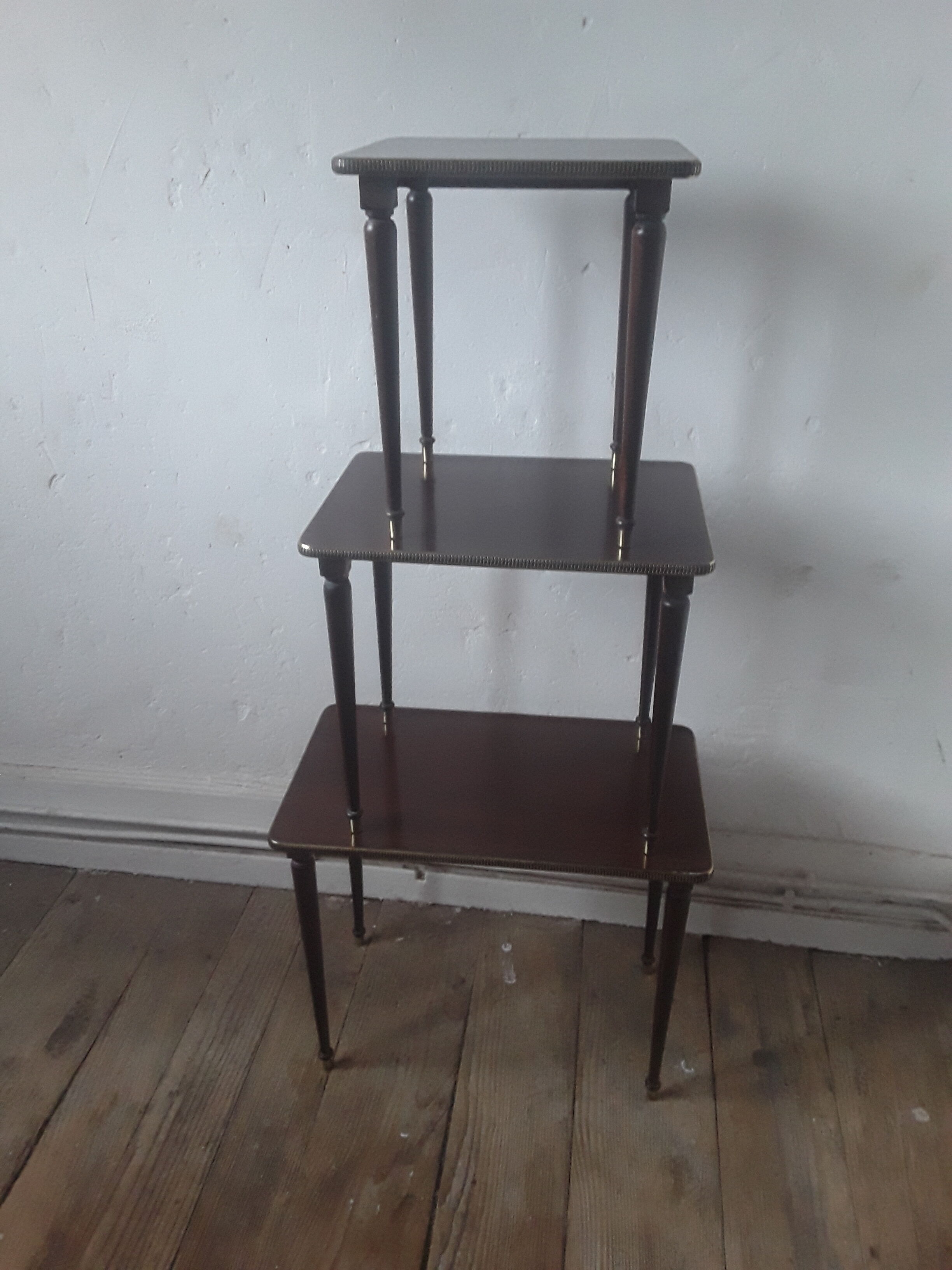 Vintage nesting tables