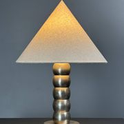 Lampe de table moderne en nickel plaqué de style mid-century, époque spatiale, années 1970.