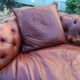 Canapé Chesterfield en cuir marron