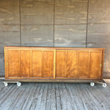 Sliding door counter