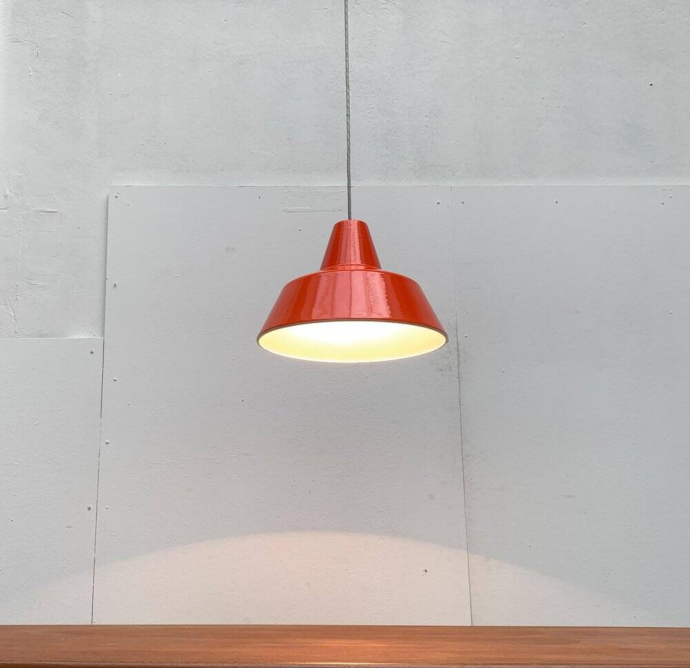 Suspensions Mid-Century danoise Emaille Amatur de Louis Poulsen, années 1960, lot de 3