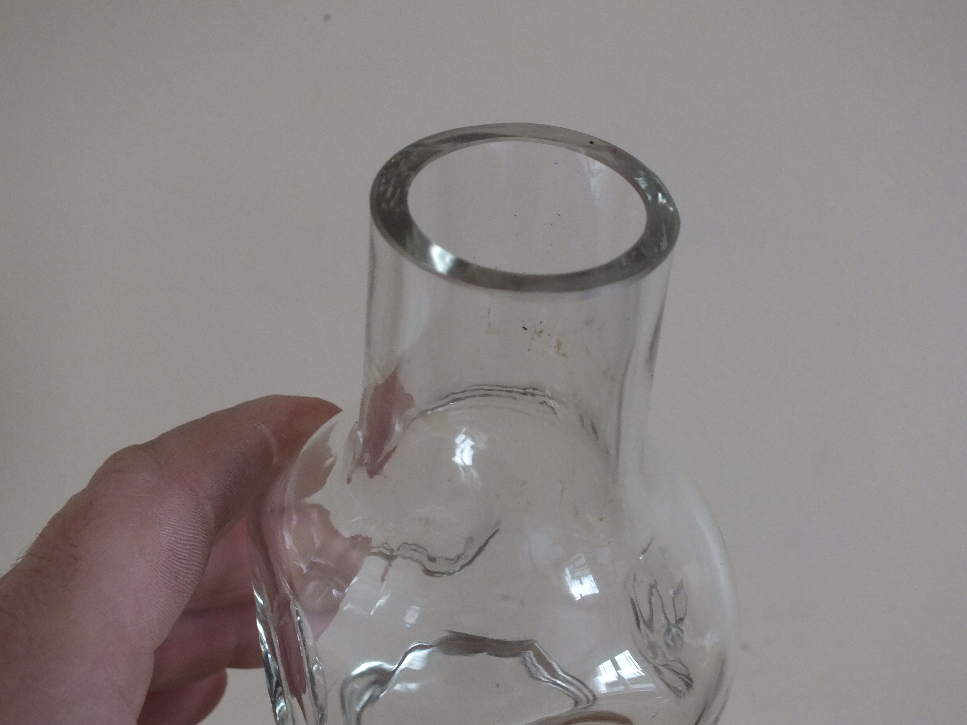 Charming little bulb vase 1900 gilded brass frame