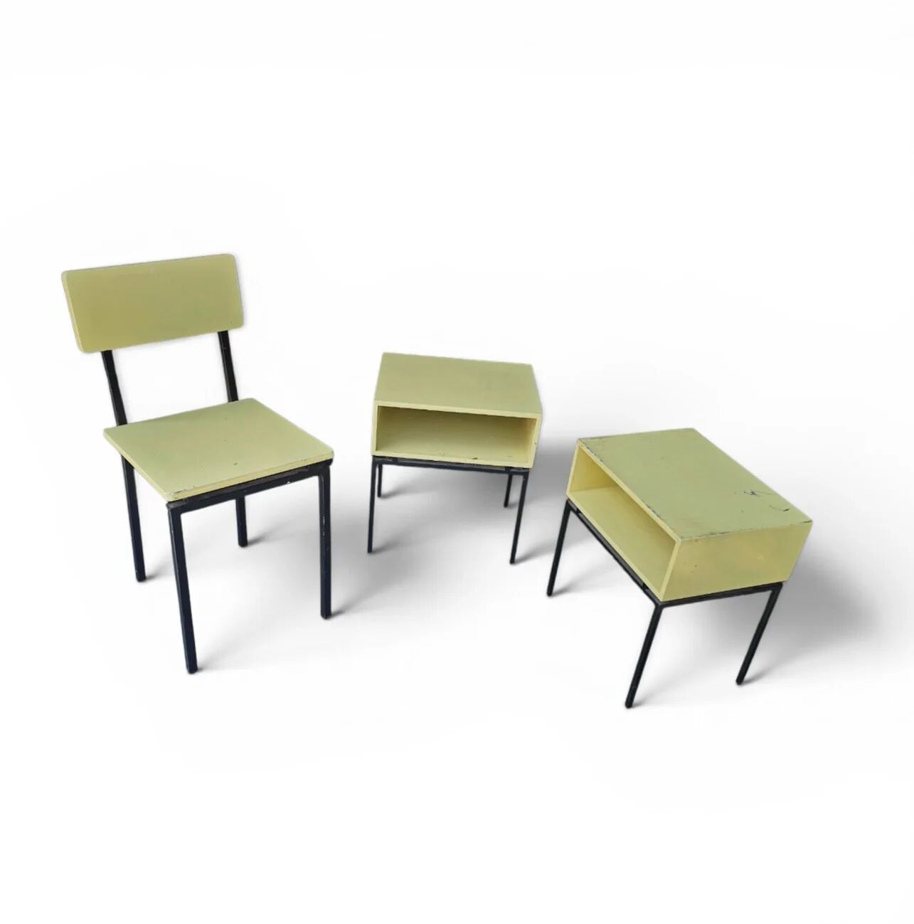 2 x nightstand / matching chair by Kuperus / model Horatio / 1960s