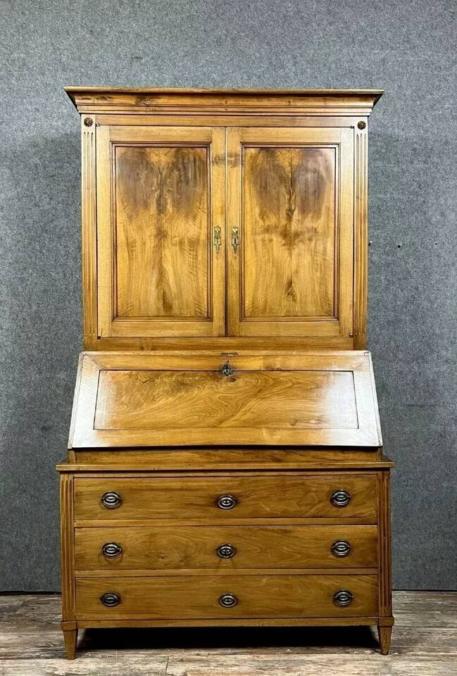 Louis XVI period scriban cabinet in mahogany circa 1760.