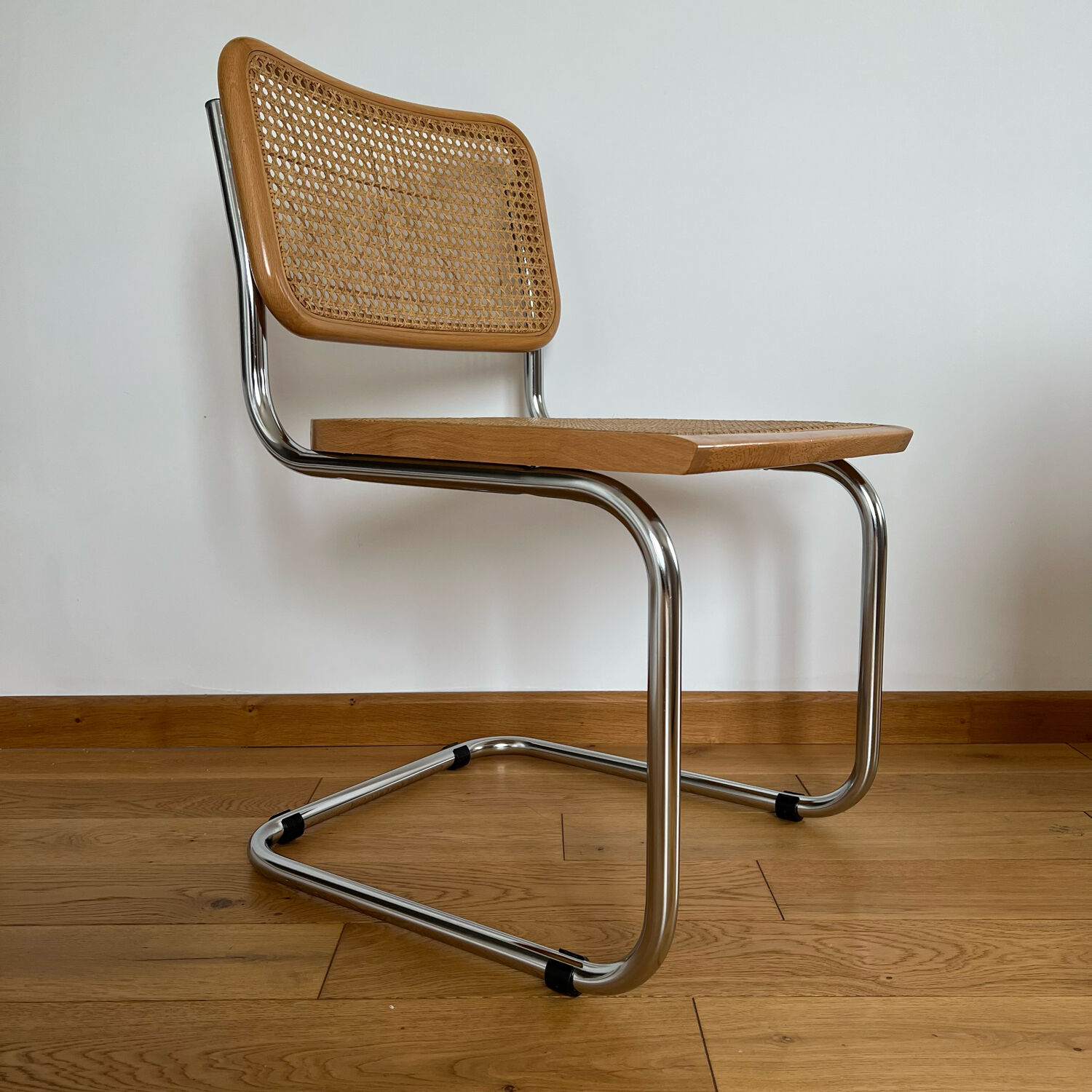 B32 chair Marcel Breuer