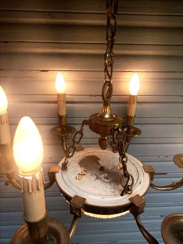 Exceptional bronze chandelier with 6 lights in Louis XIII style, in working condition - 7.5 kg