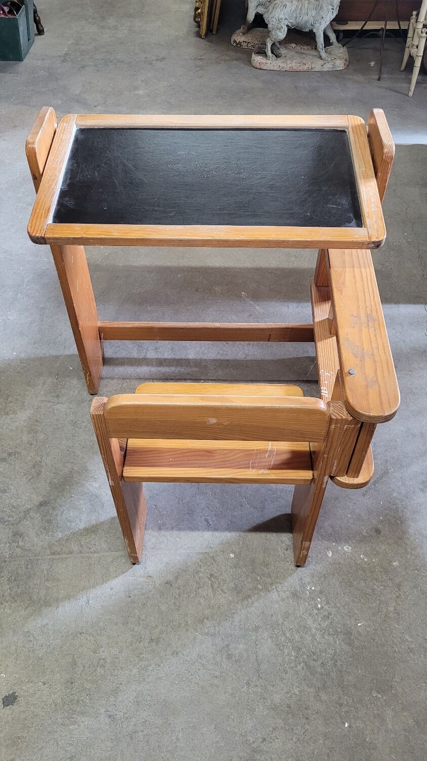 Bureau à système pliant pour enfant , vintage 1970