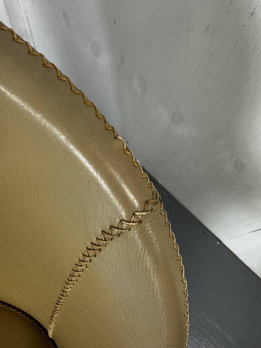 Modernist tropical brutalist leather chairs from Budji Layug, 1990s, set of 2