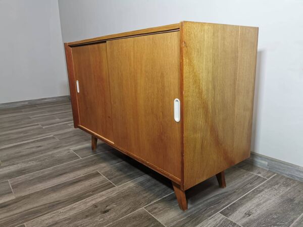 Enfilade par Jiri Jiroutek pour Interier Praha, 1960