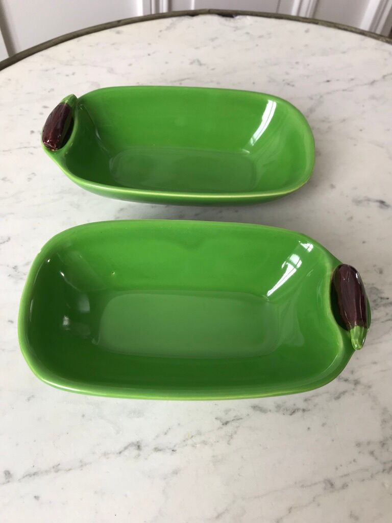 Pair of pocket saint clément model aubergine barbotine years 60-70