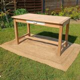 Old solid wood farmhouse table – chic country spirit