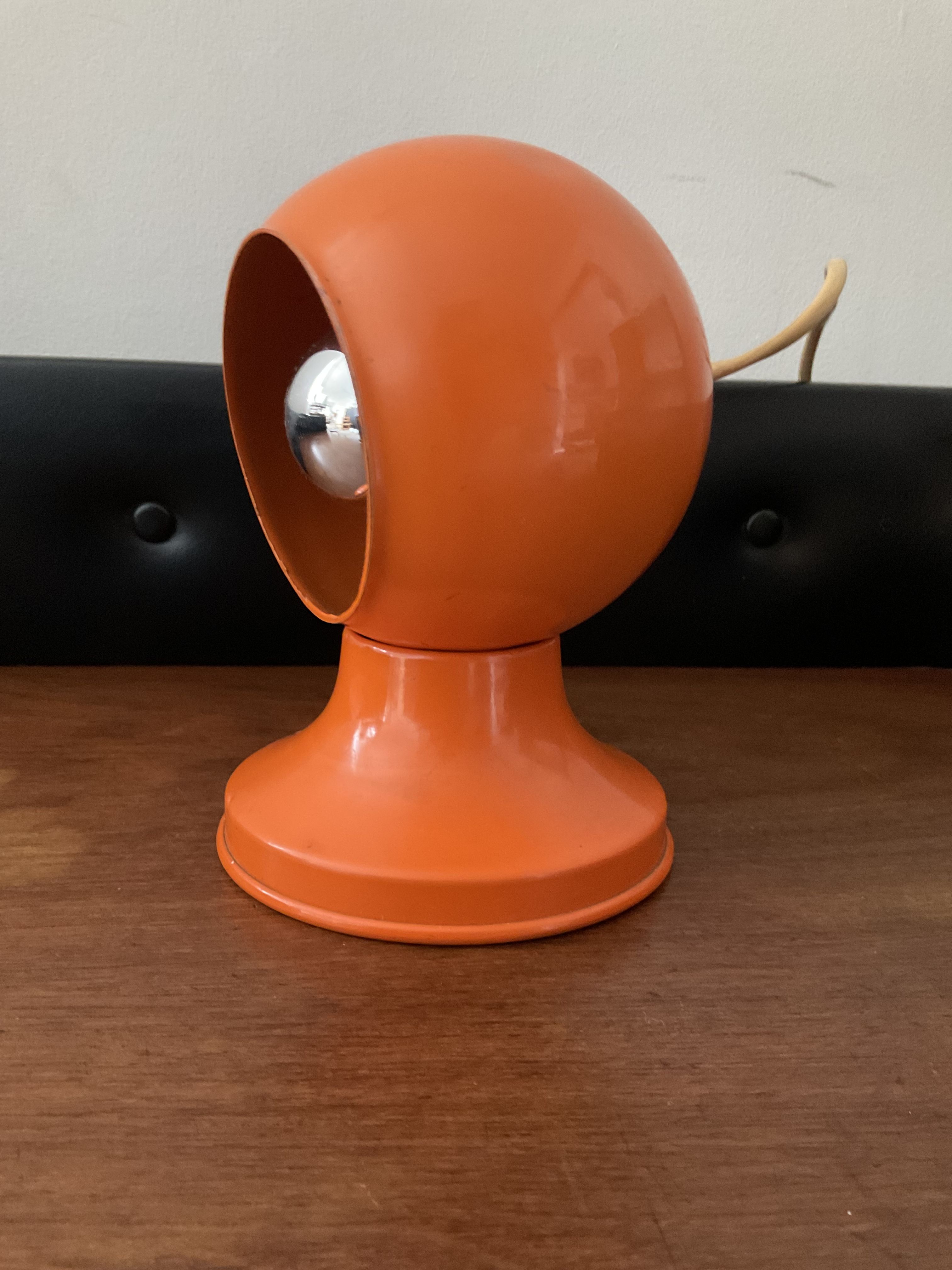 Varec Italy Magnetic Eye Ball Lamp from the 60s