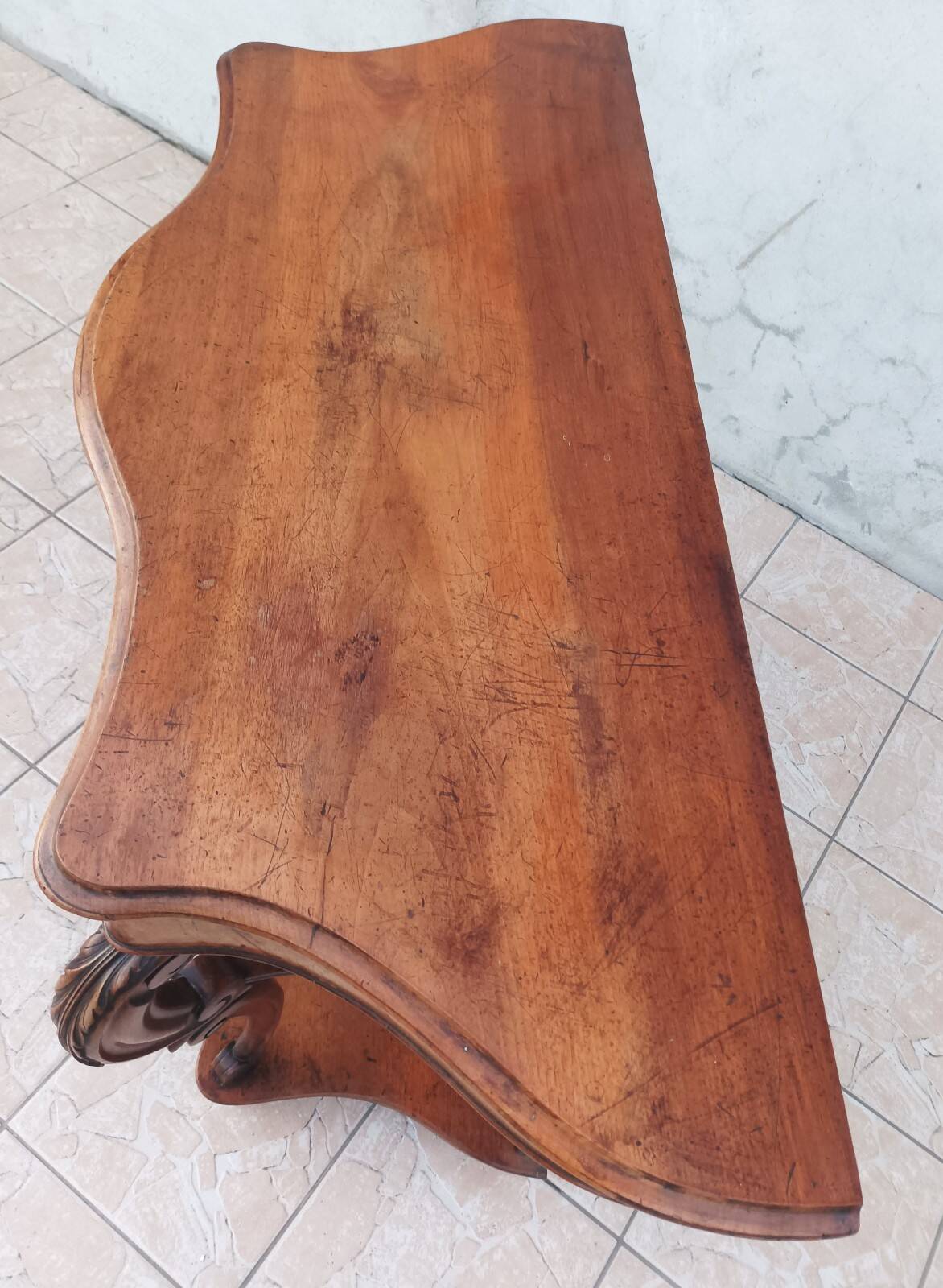 Large console from the Napoleonic III era in walnut and walnut burl.