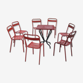 Ensemble de 7 chaises et 1 table Tolix