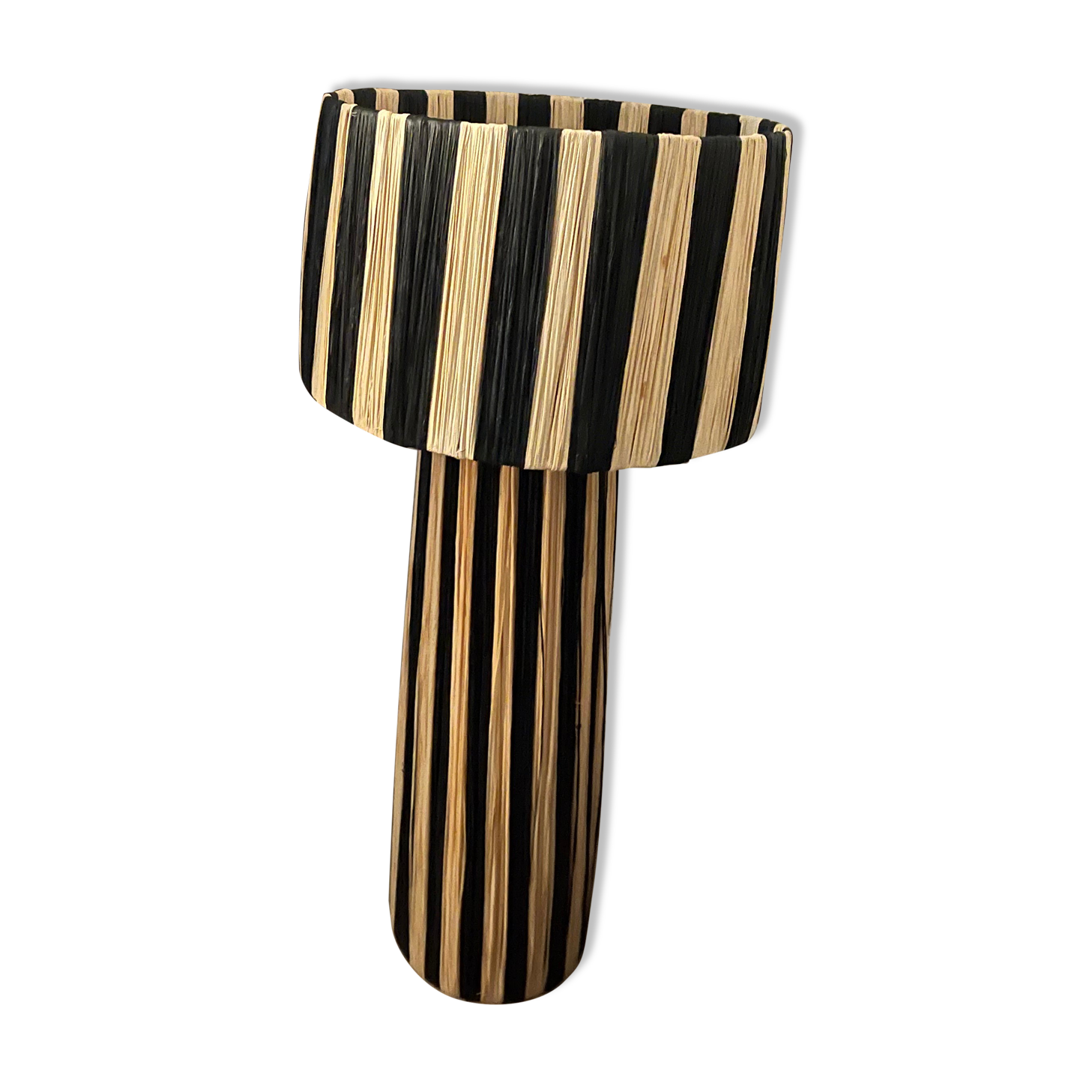 Lampe en raphia