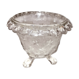 Vase en verre moulé